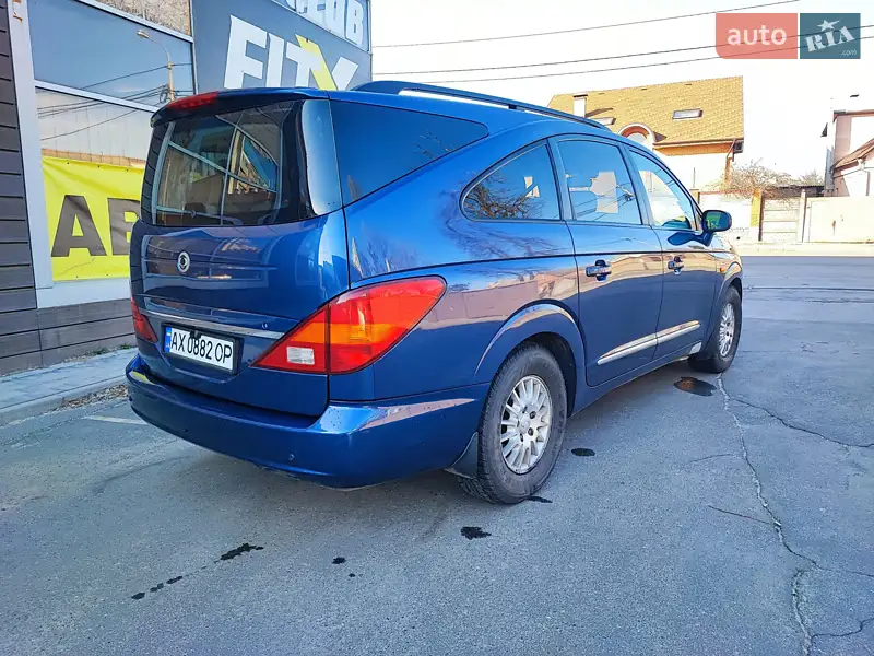 2008 ssang yong rodius