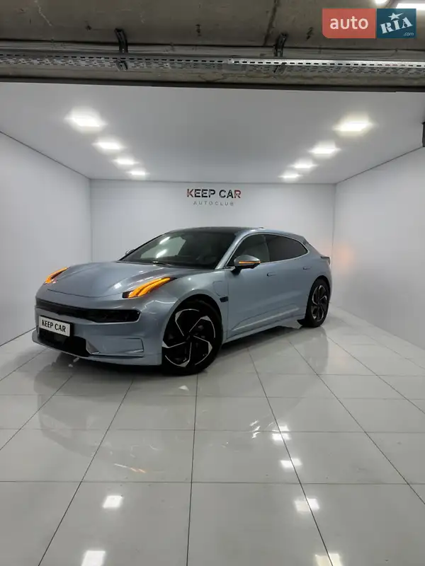 2022 zeekr 001