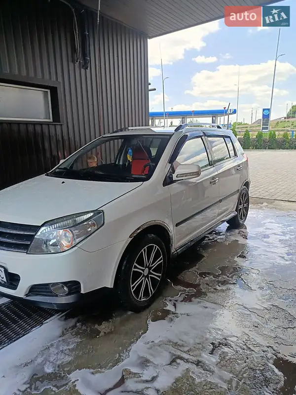 2013 geely mk cross