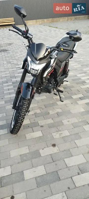 2023 musstang mt200-8