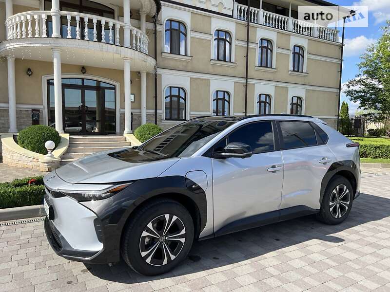 2022 toyota bz4x