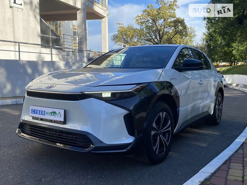 2023 toyota bz4x
