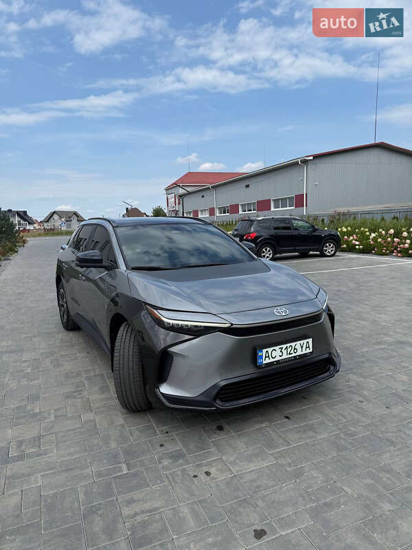 2023 toyota bz4x