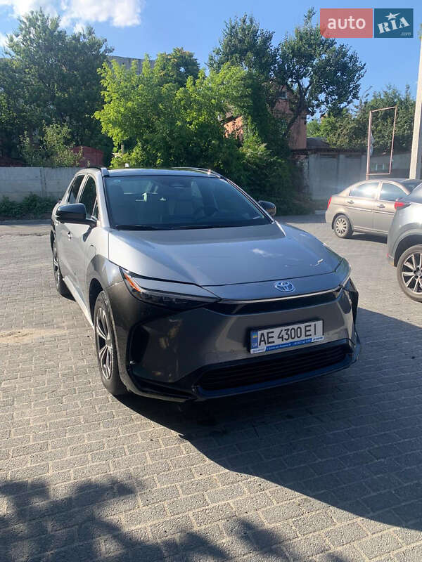 2023 toyota bz4x
