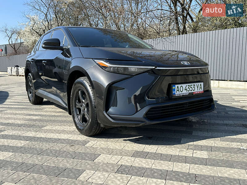 2023 toyota bz4x