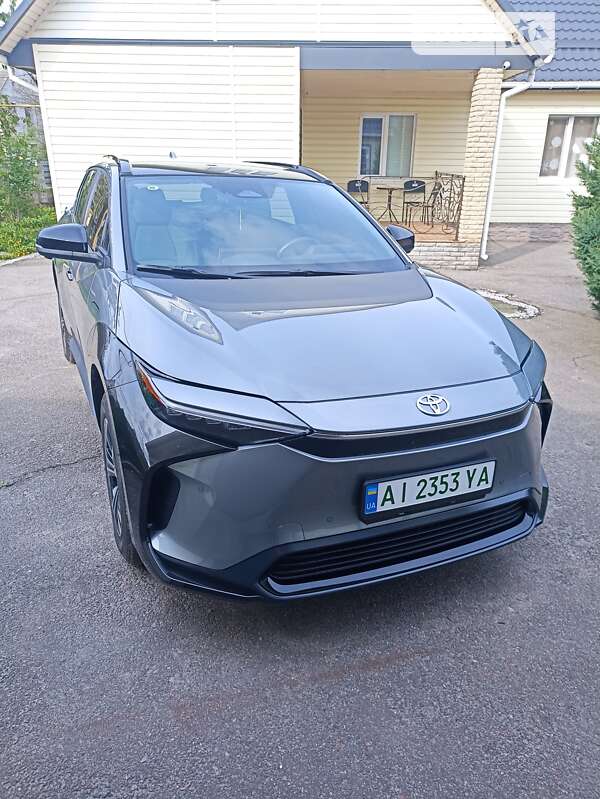 2023 toyota bz4x