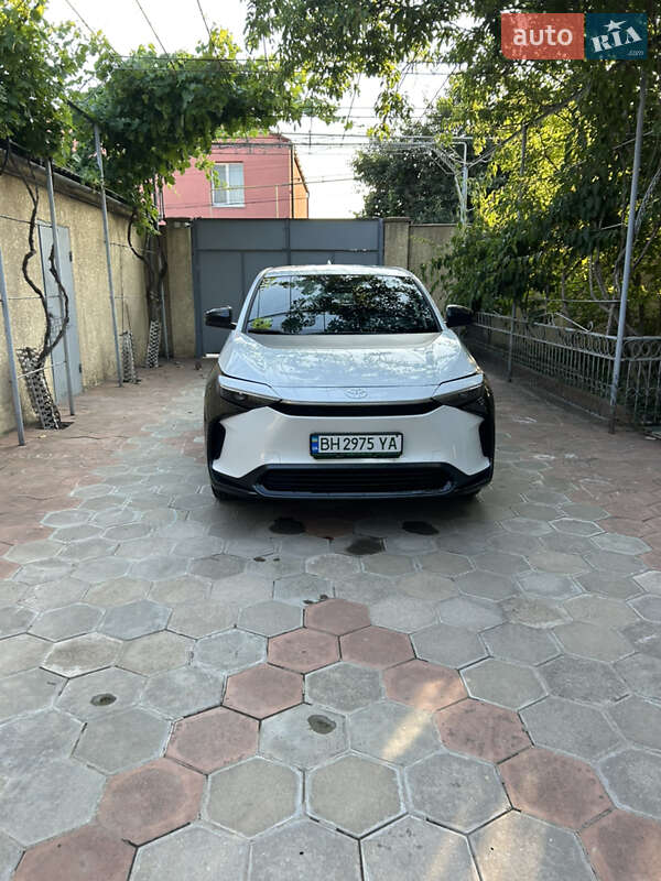 2022 toyota bz4x