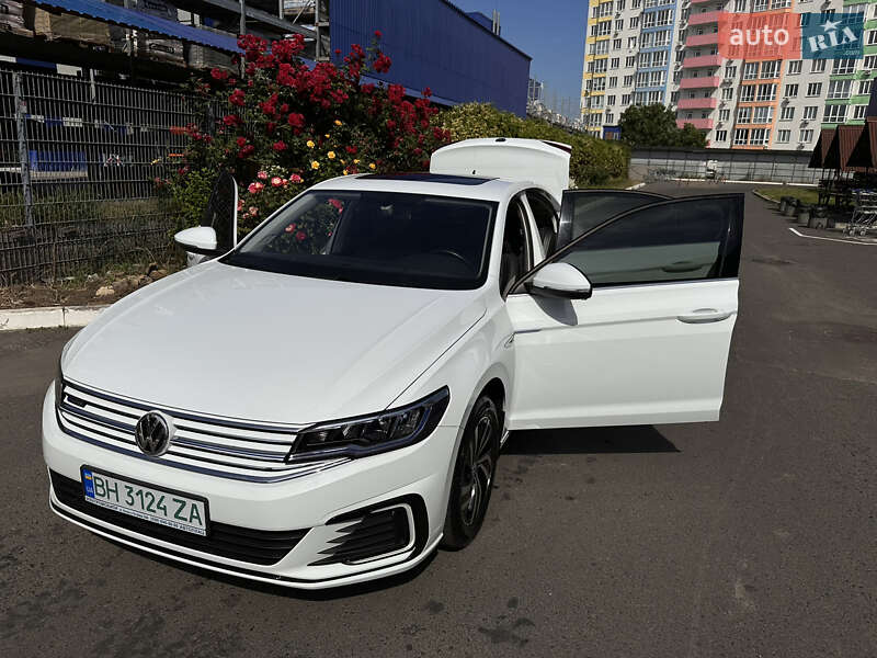 2020 volkswagen e-bora