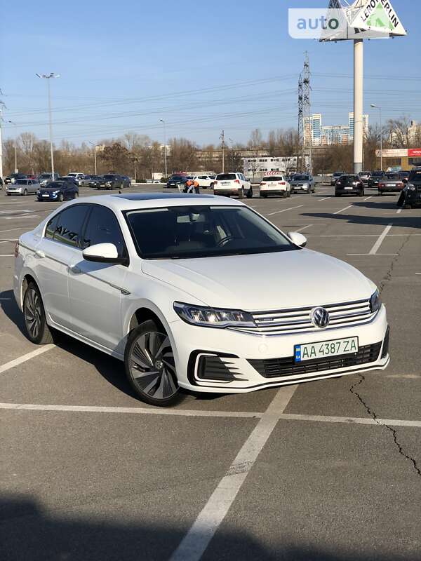 2019 volkswagen e-bora