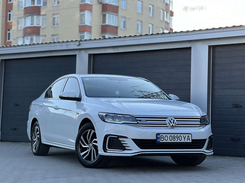 2020 volkswagen e-bora
