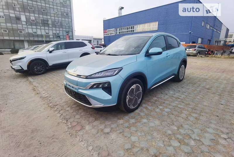 2023 honda m-nv