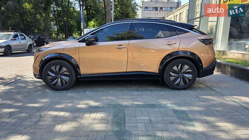 2022 nissan ariya