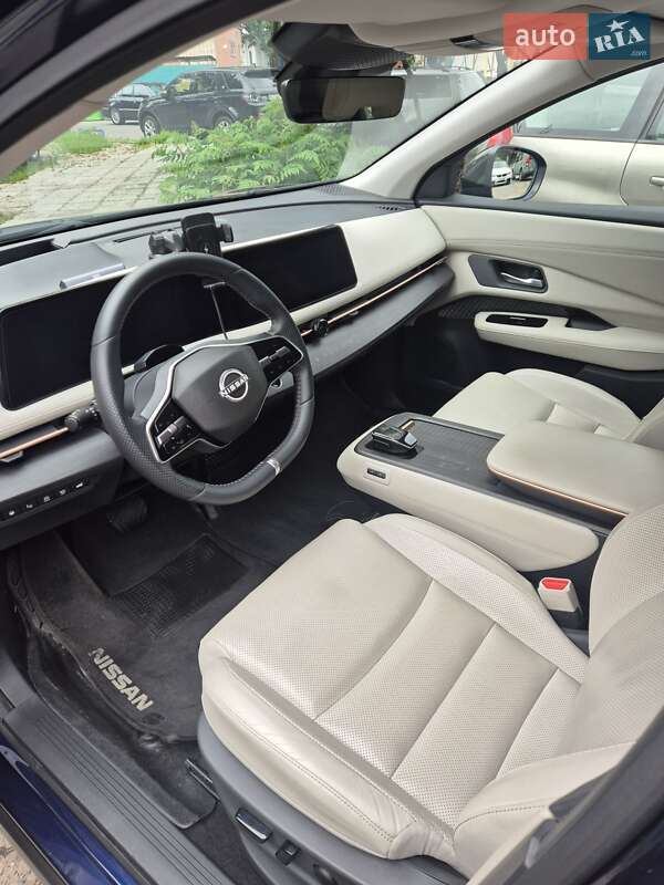 2022 nissan ariya