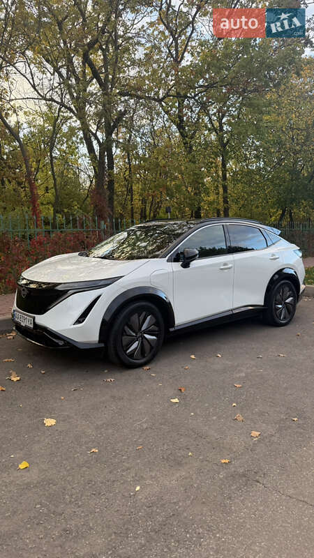 2022 nissan ariya