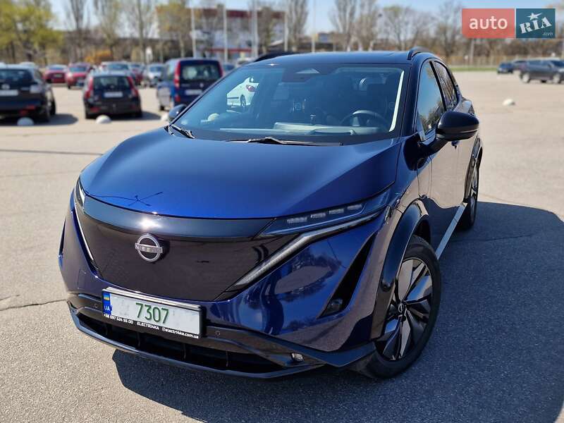 2022 nissan ariya
