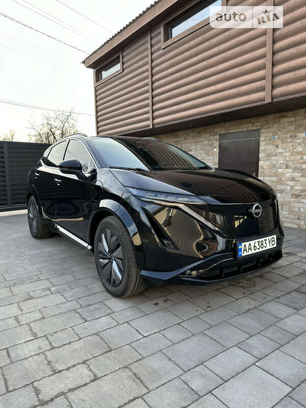 2022 nissan ariya