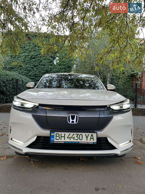 2023 honda e np1