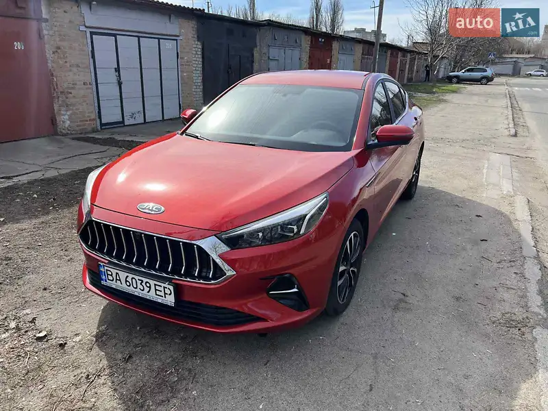 2021 jac j7