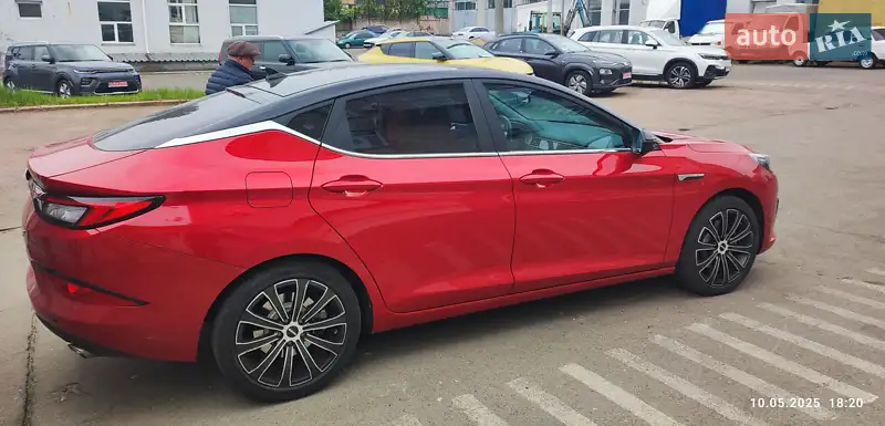 2021 jac j7