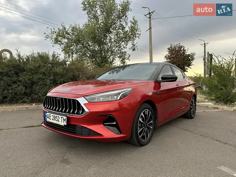 2021 jac j7