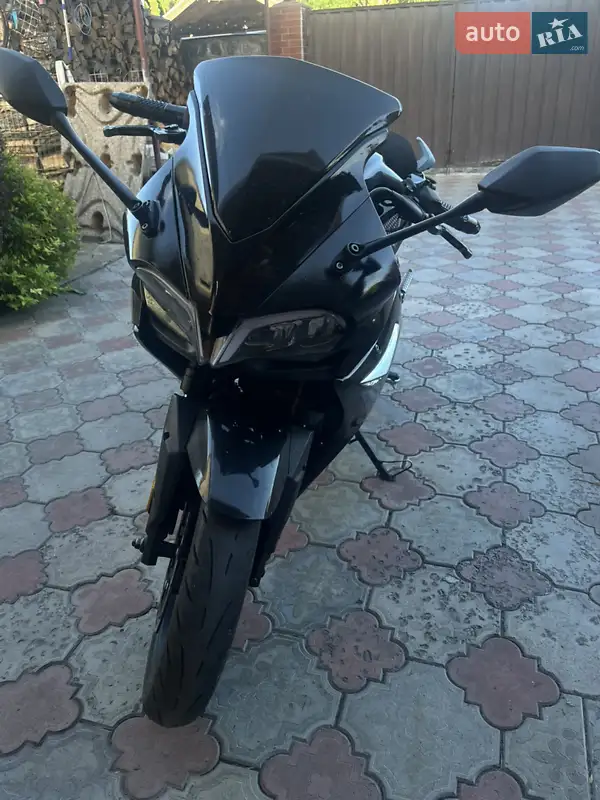 2020 voge 300rr