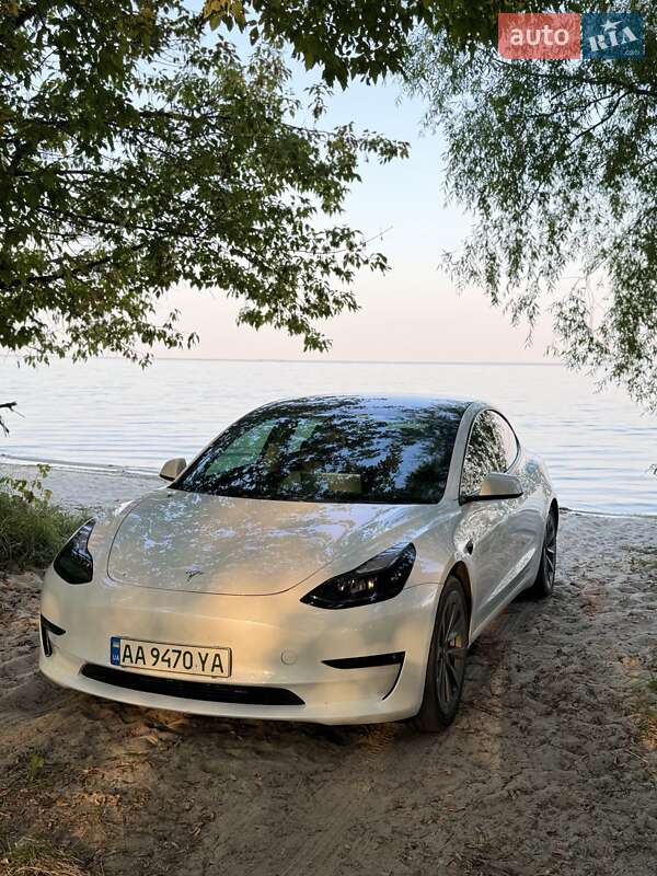 2021 tesla model 3