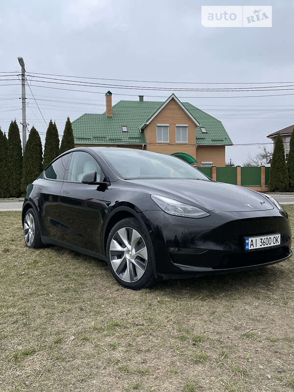 2021 tesla model y