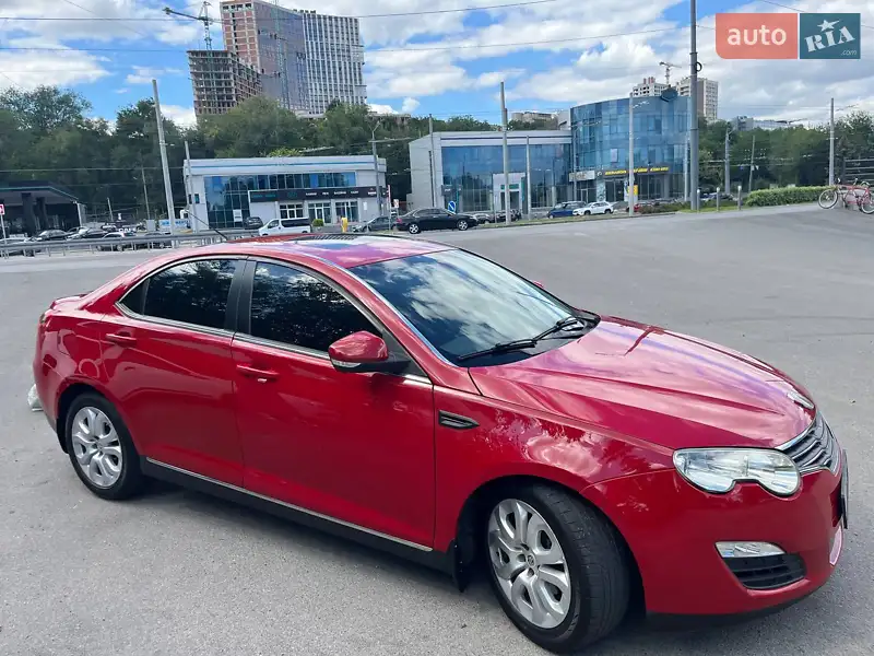 2012 mg 550