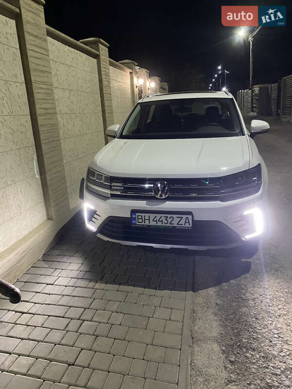 2020 volkswagen e-tharu