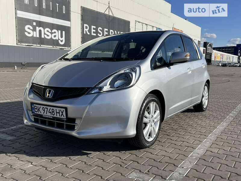 2011 honda jazz