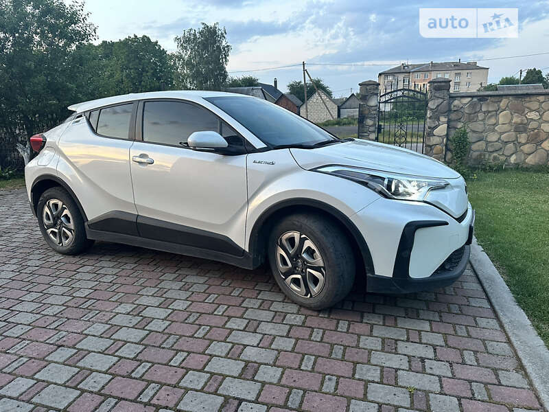 2020 toyota c-hr