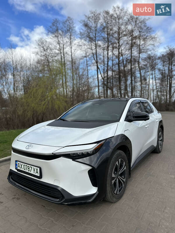 2022 toyota bz4x