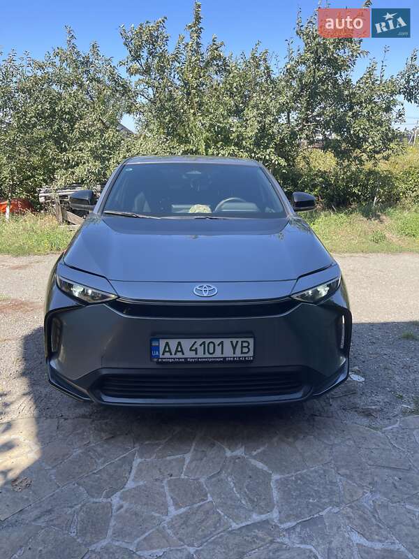 2023 toyota bz4x