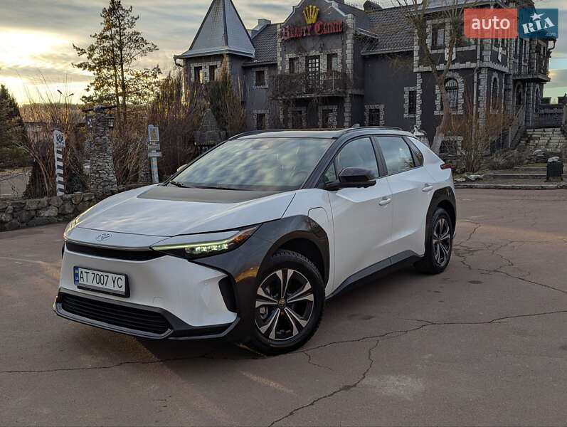 2023 toyota bz4x