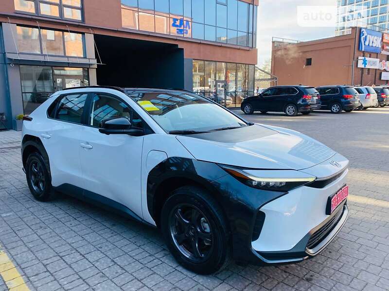 2022 toyota bz4x
