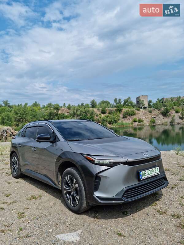 2023 toyota bz4x