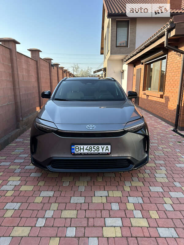 2023 toyota bz4x