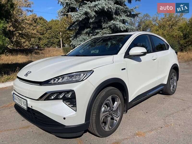 2022 honda m-nv