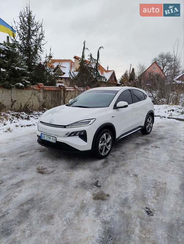 2022 honda m-nv