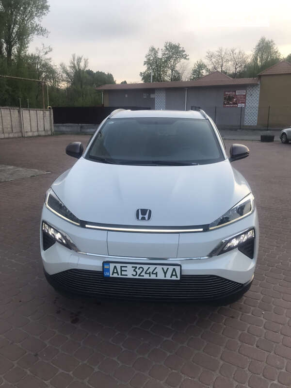 2022 honda m-nv