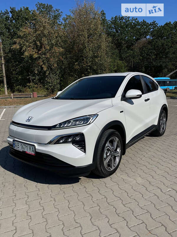 2022 honda m-nv