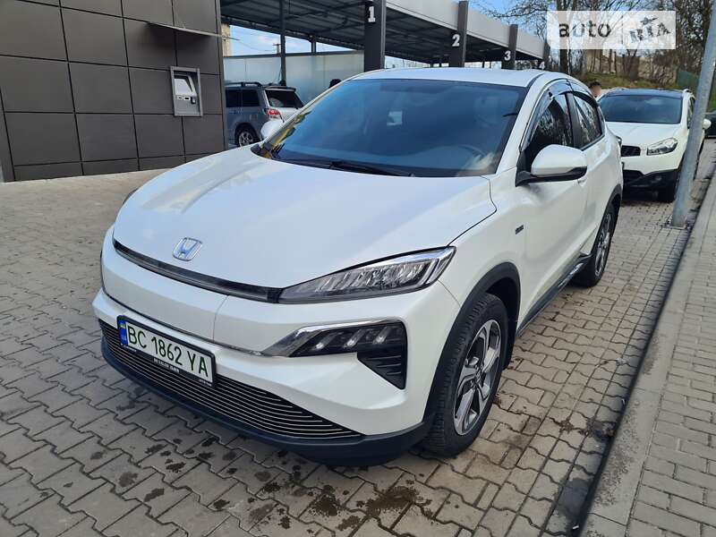 2022 honda m-nv