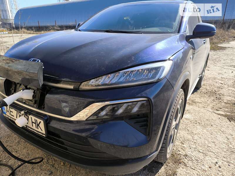 2022 honda m-nv