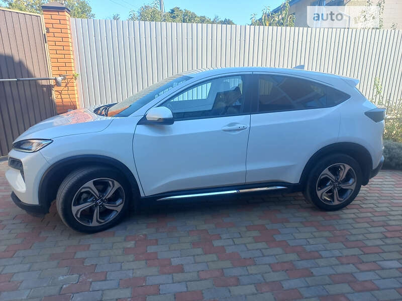 2022 honda m-nv