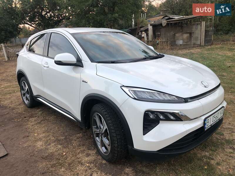 2022 honda m-nv