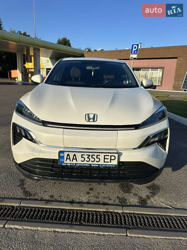 2022 honda m-nv