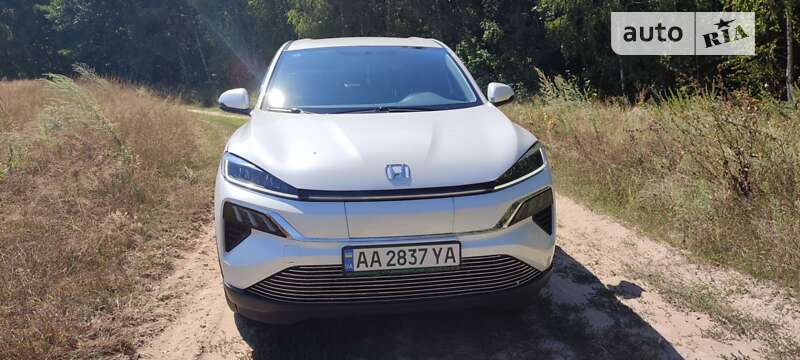 2022 honda m-nv