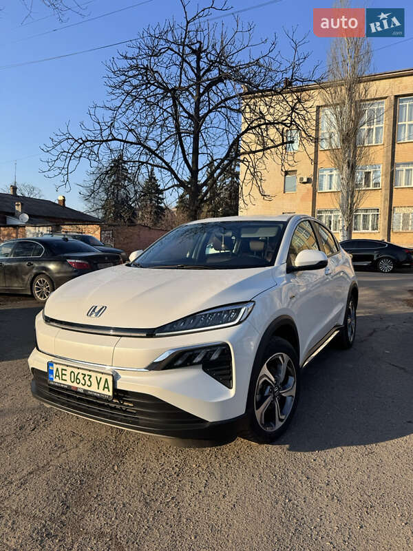2022 honda m-nv