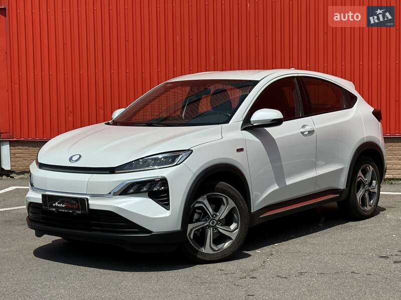 2022 honda m-nv