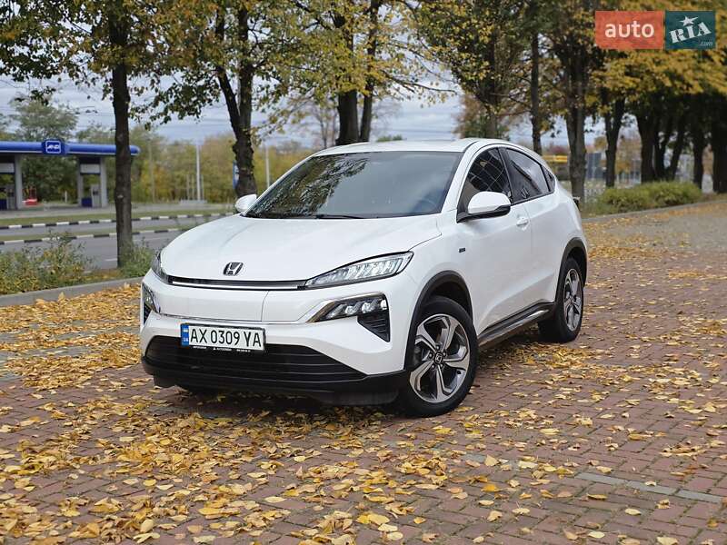 2022 honda m-nv